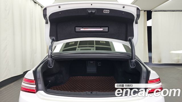 Genesis G80 2021 — photo 26