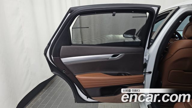 Genesis G80 2021 — photo 15