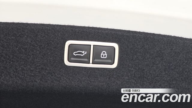 Genesis G80 2021 — photo 32