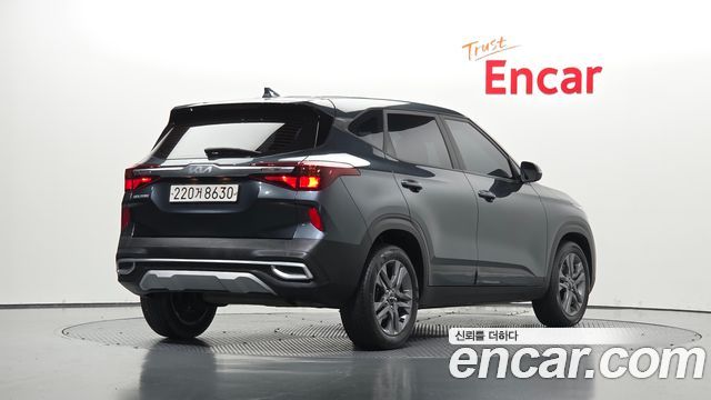 Kia Seltos 2023 — photo 2