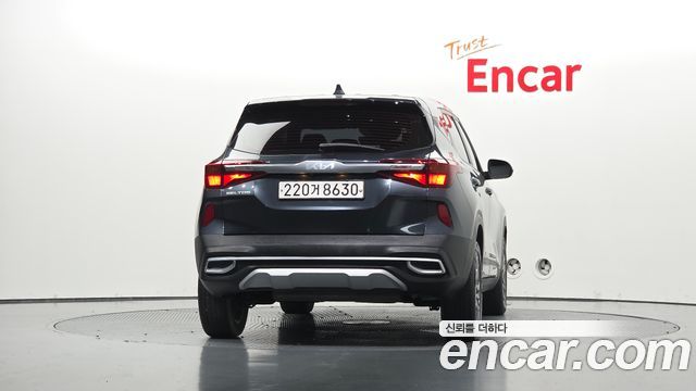 Kia Seltos 2023 — photo 4