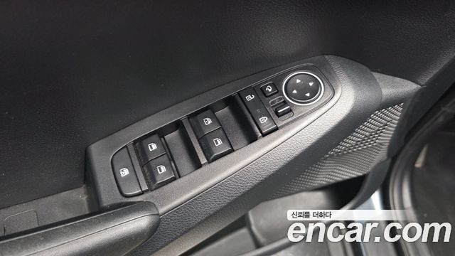 Kia Seltos 2023 — photo 28