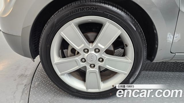 Kia Soul 2010 — photo 5