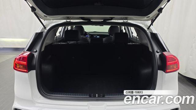 Kia Niro 2020 — photo 23