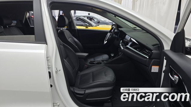 Kia Niro 2020 — photo 16