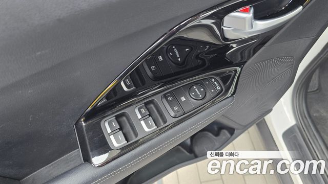Kia Niro 2020 — photo 29