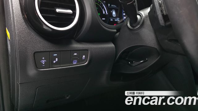 Hyundai Kona 2020 — photo 30