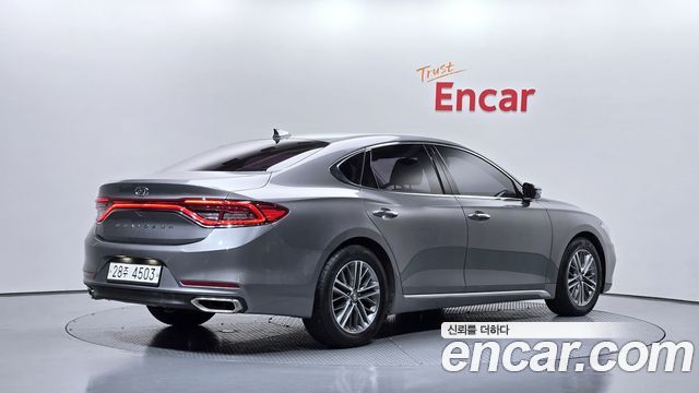 Hyundai Grandeur 2018 — photo 2