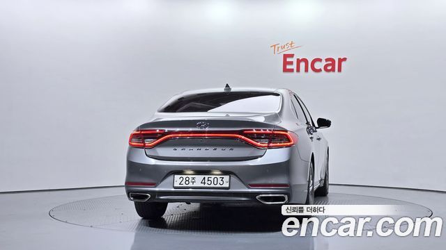Hyundai Grandeur 2018 — photo 4