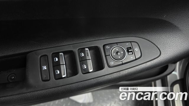Hyundai Grandeur 2018 — photo 17