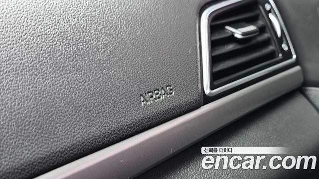 Hyundai AVANTE 2017 — photo 28