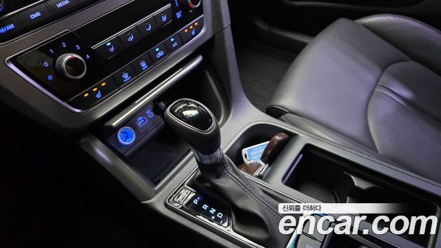 Hyundai Sonata 2016 — photo 9