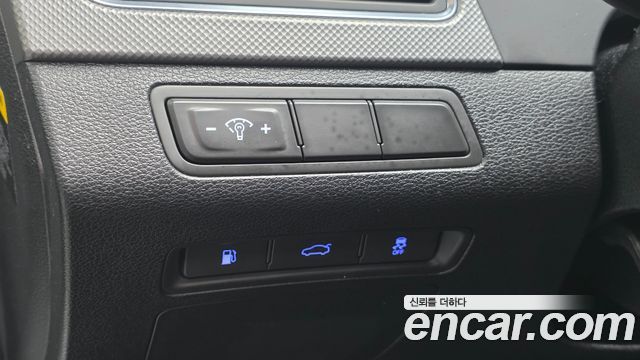 Hyundai Sonata 2016 — photo 13