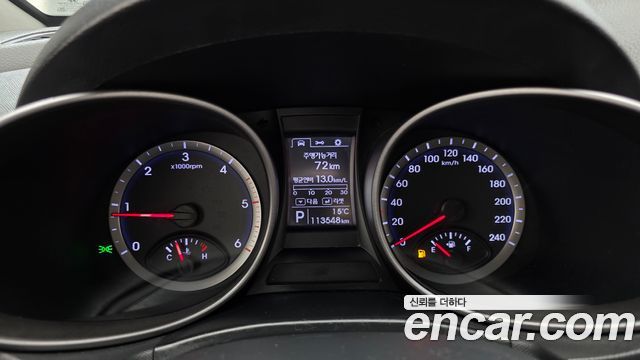 Hyundai Santafe 2013 — photo 11