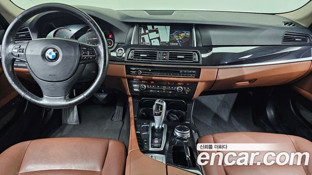 BMW 5-Series 2016 — photo 7