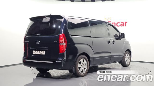 Hyundai Starex 2019 — photo 2