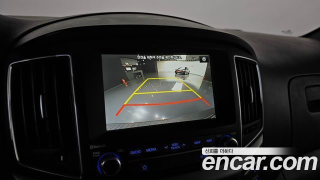 Hyundai Starex 2019 — photo 20
