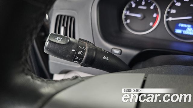 Hyundai Starex 2019 — photo 23