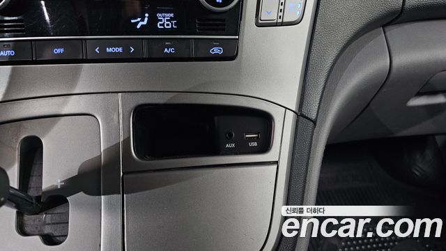 Hyundai Starex 2019 — photo 27