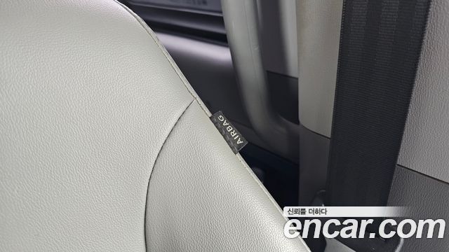 Hyundai Starex 2019 — photo 30