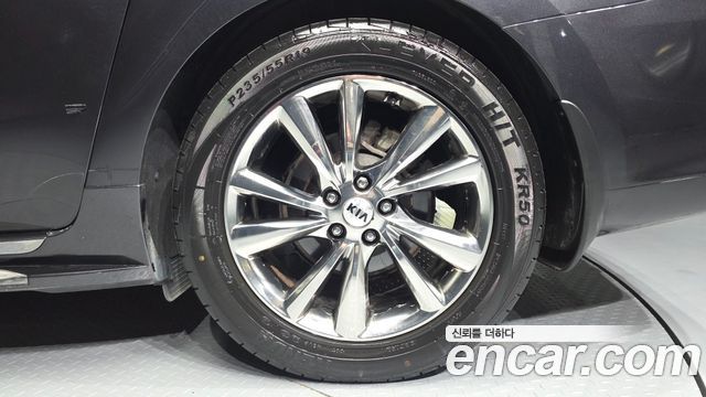 Kia Canival 2019 — photo 7