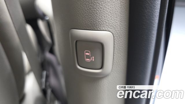 Kia Canival 2019 — photo 32