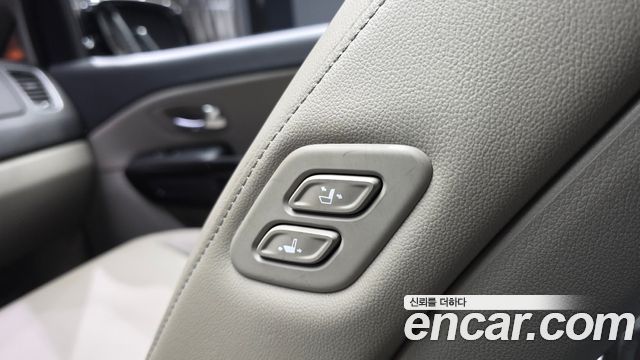 Kia Canival 2019 — photo 33