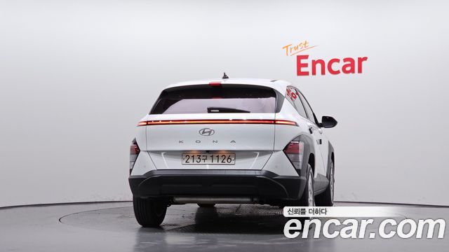 Hyundai Kona 2023 — photo 4