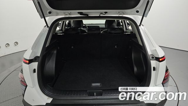 Hyundai Kona 2023 — photo 20