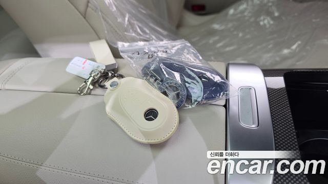 Mercedes-Benz CLE-Class 2025 — photo 20