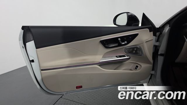 Mercedes-Benz CLE-Class 2025 — photo 14