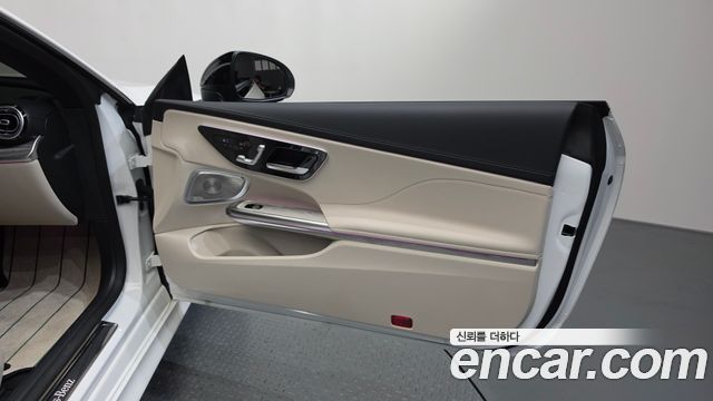 Mercedes-Benz CLE-Class 2025 — photo 15