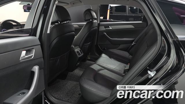 Hyundai Sonata 2016 — photo 11