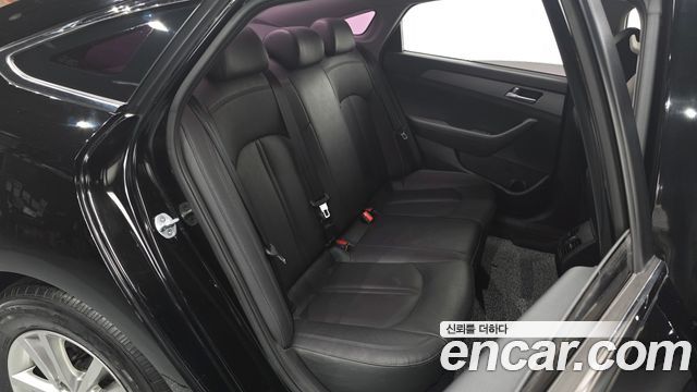 Hyundai Sonata 2016 — photo 12