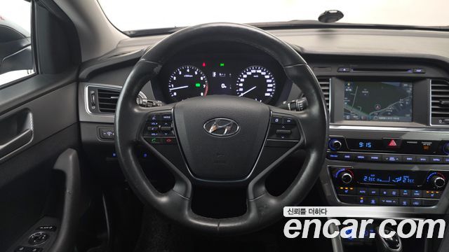 Hyundai Sonata 2016 — photo 14