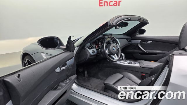 BMW Z4 2013 — photo 10