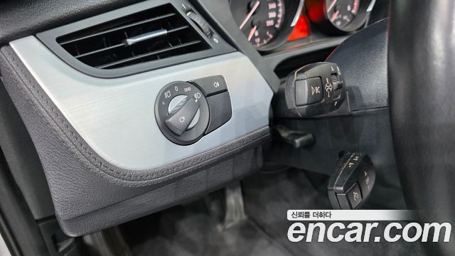 BMW Z4 2013 — photo 15