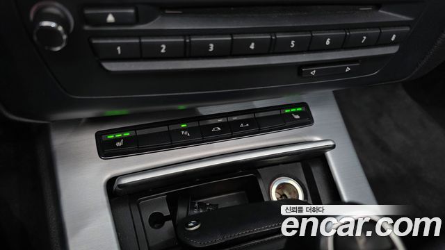 BMW Z4 2013 — photo 17