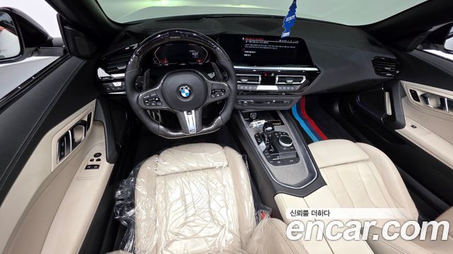 BMW Z4 2020 — photo 10