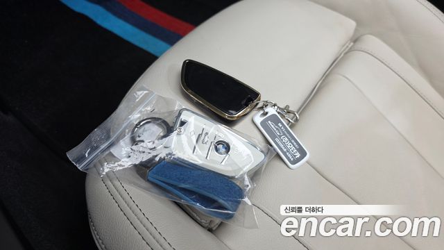 BMW Z4 2020 — photo 21