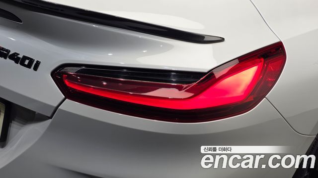 BMW Z4 2020 — photo 9