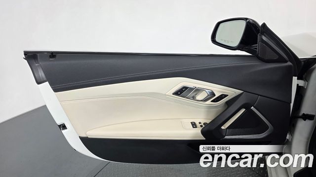 BMW Z4 2020 — photo 15