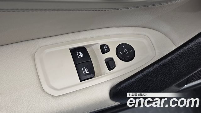BMW Z4 2020 — photo 29