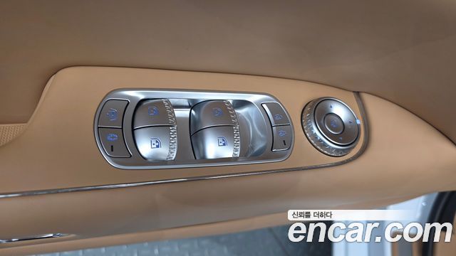 Genesis G90 2025 — photo 28