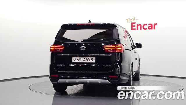 Kia Canival 2019 — photo 4