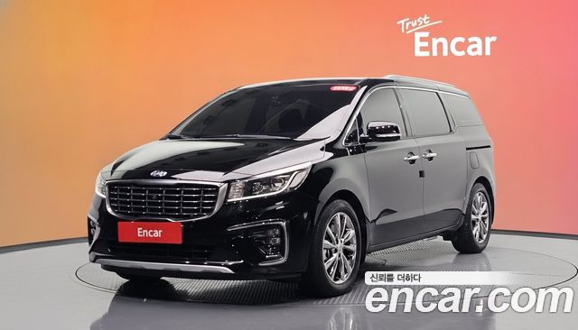 Kia Canival 2019 — photo 1