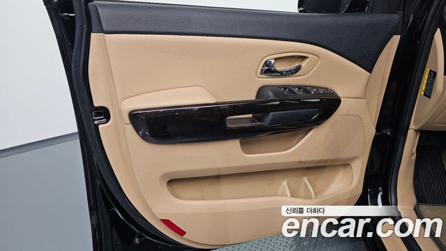 Kia Canival 2019 — photo 14