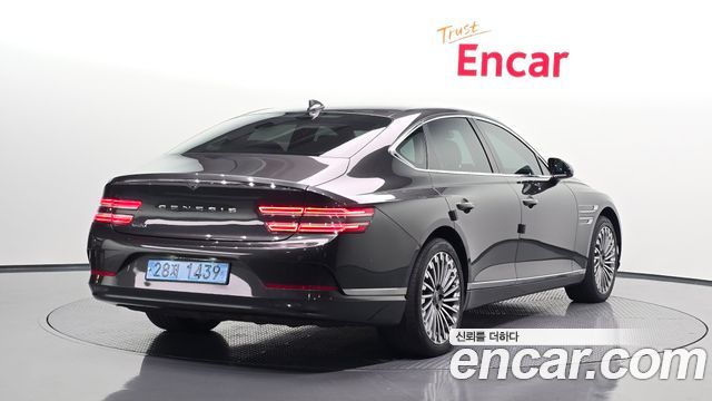Genesis G80 2022 — photo 2