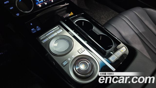 Genesis G80 2022 — photo 12