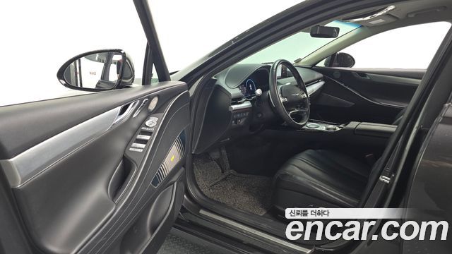 Genesis G80 2022 — photo 13